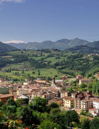 Que ver cerca de Cangas de Onis Infiesto Hotel Eladia